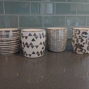 Set of 4 mugs